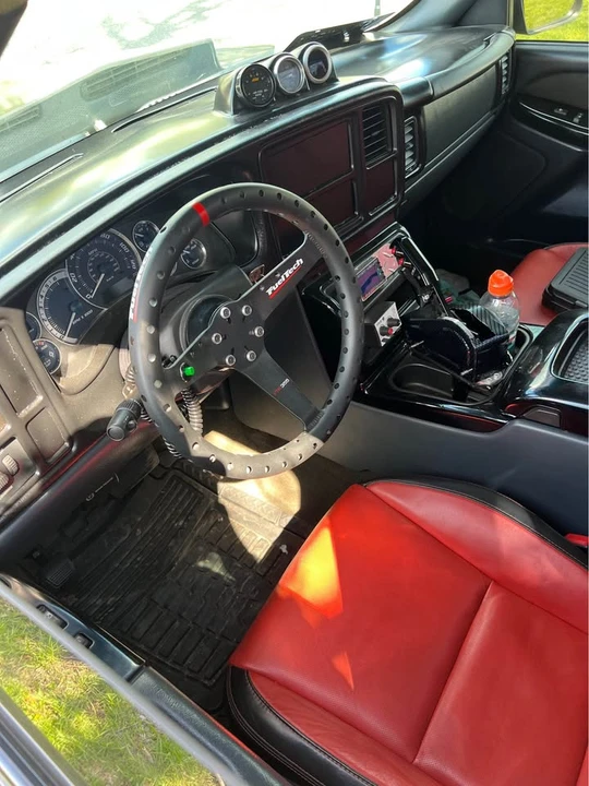 2002 GMC Sierra 1st Gen - Image 5 of 6
