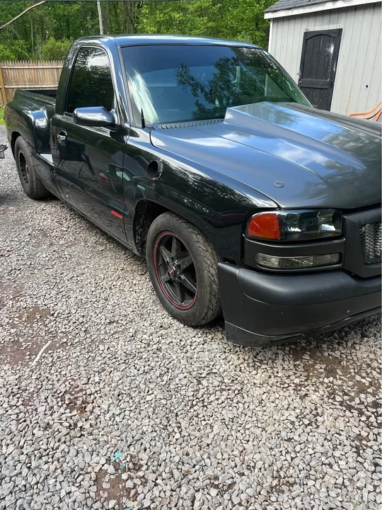 2002 GMC Sierra 1st Gen - Image 2 of 6