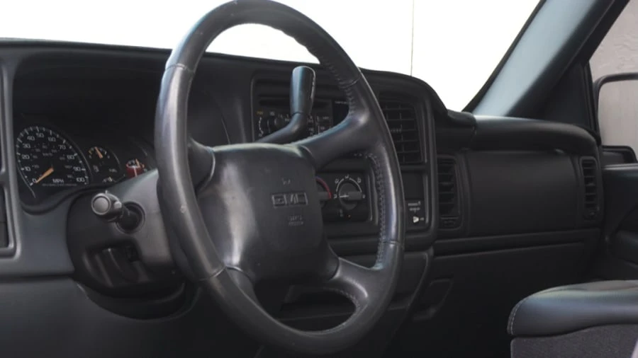 2002 GMC Sierra 1st Gen - Image 4 of 19
