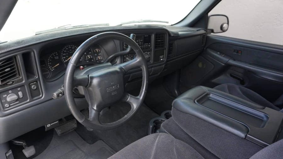 2002 GMC Sierra 1st Gen - Image 5 of 19