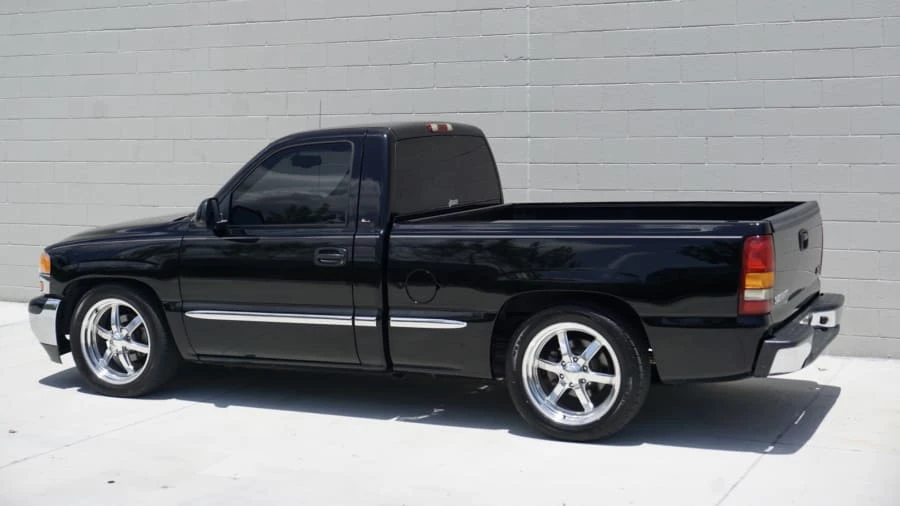 2002 GMC Sierra 1st Gen - Image 15 of 19
