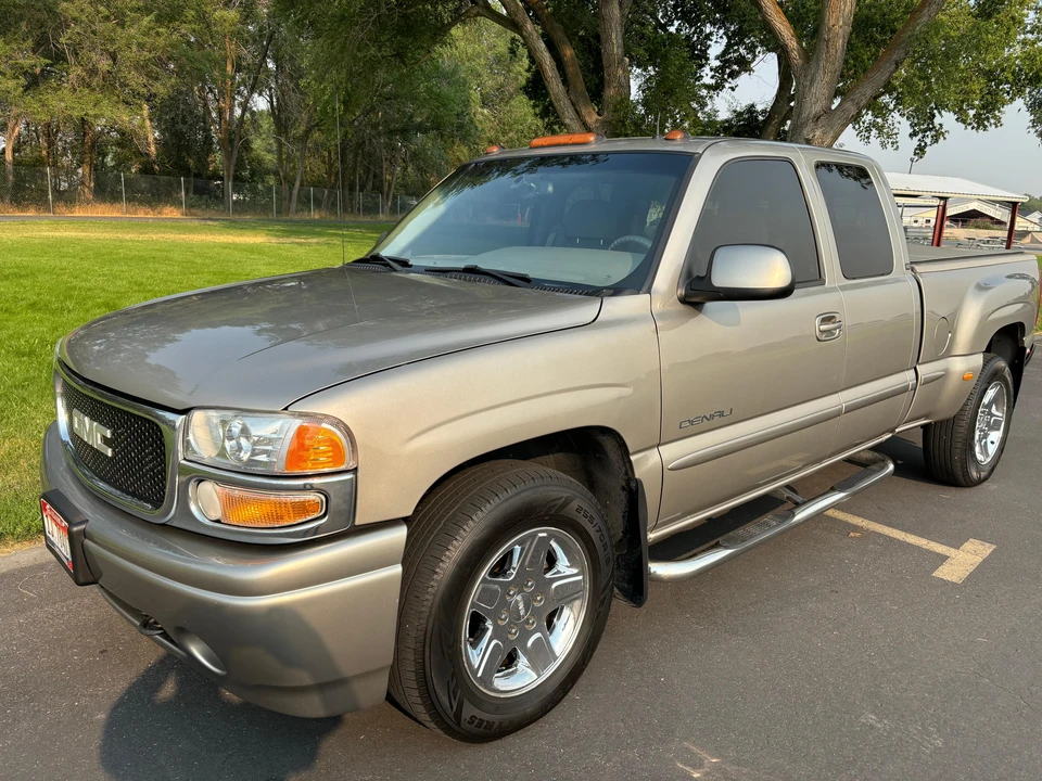2002 GMC Sierra 2nd Gen - Image 6 of 31