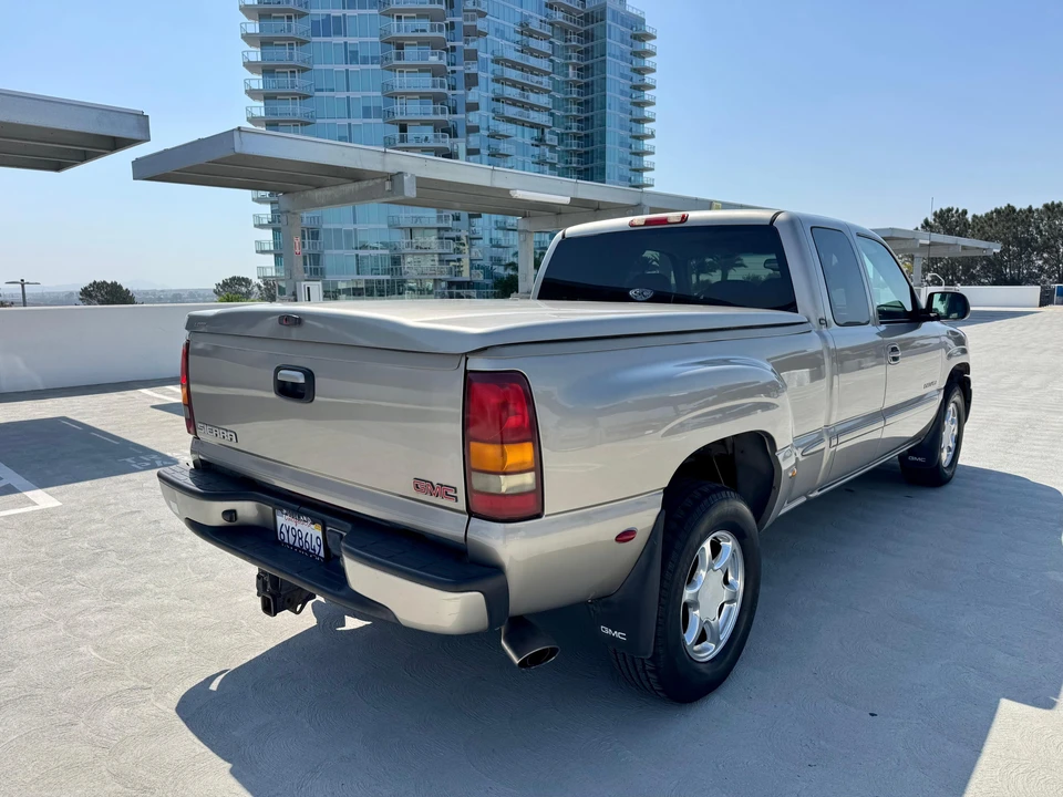 2002 GMC Sierra 2nd Gen - Image 18 of 31