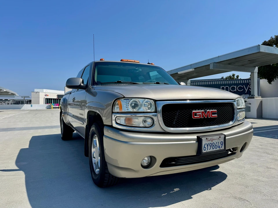 2002 GMC Sierra 2nd Gen - Image 21 of 31