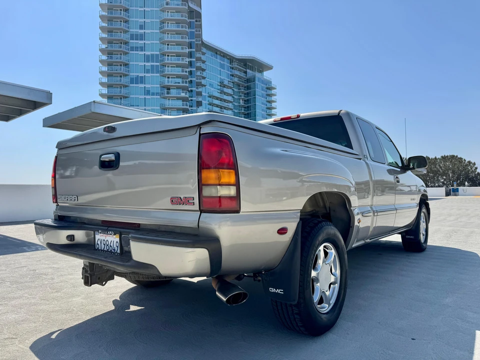2002 GMC Sierra 2nd Gen - Image 16 of 31