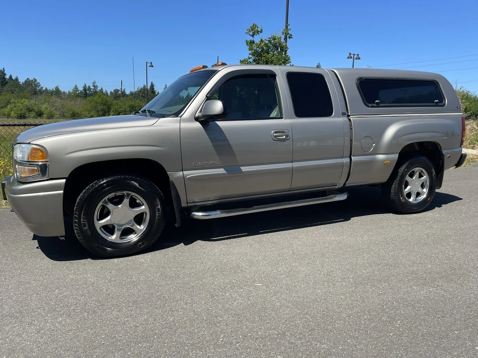 2002 GMC Sierra 2nd Gen - Image 11 of 31