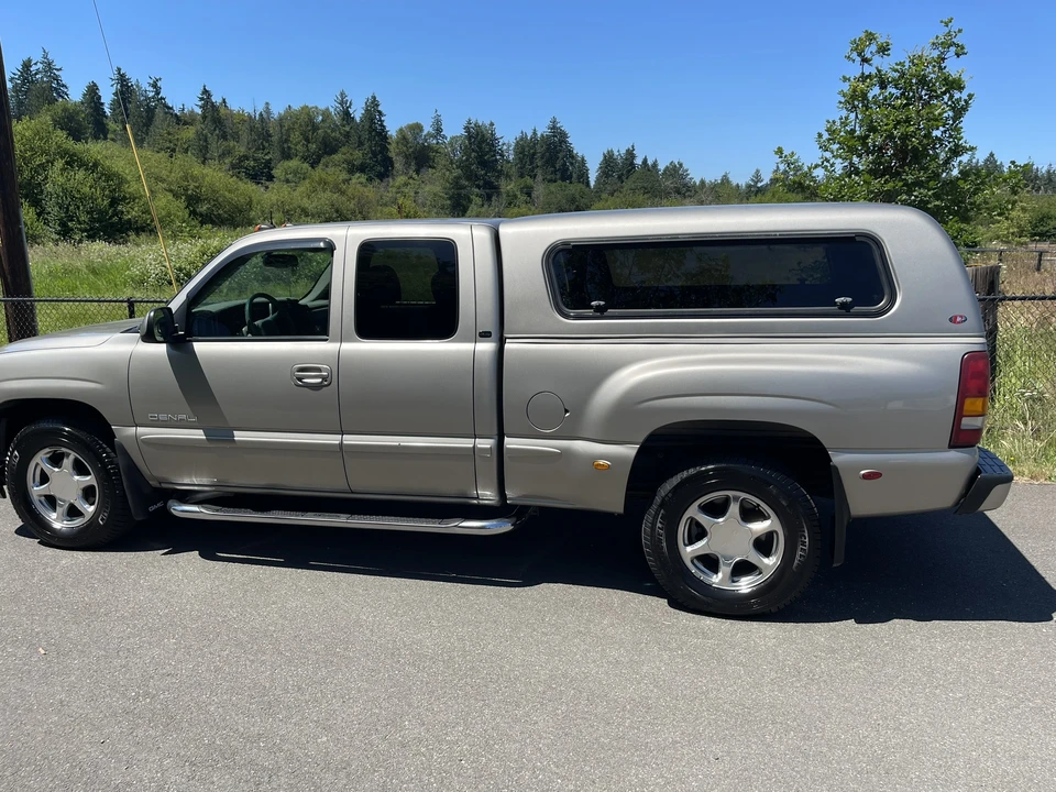 2002 GMC Sierra 2nd Gen - Image 14 of 31