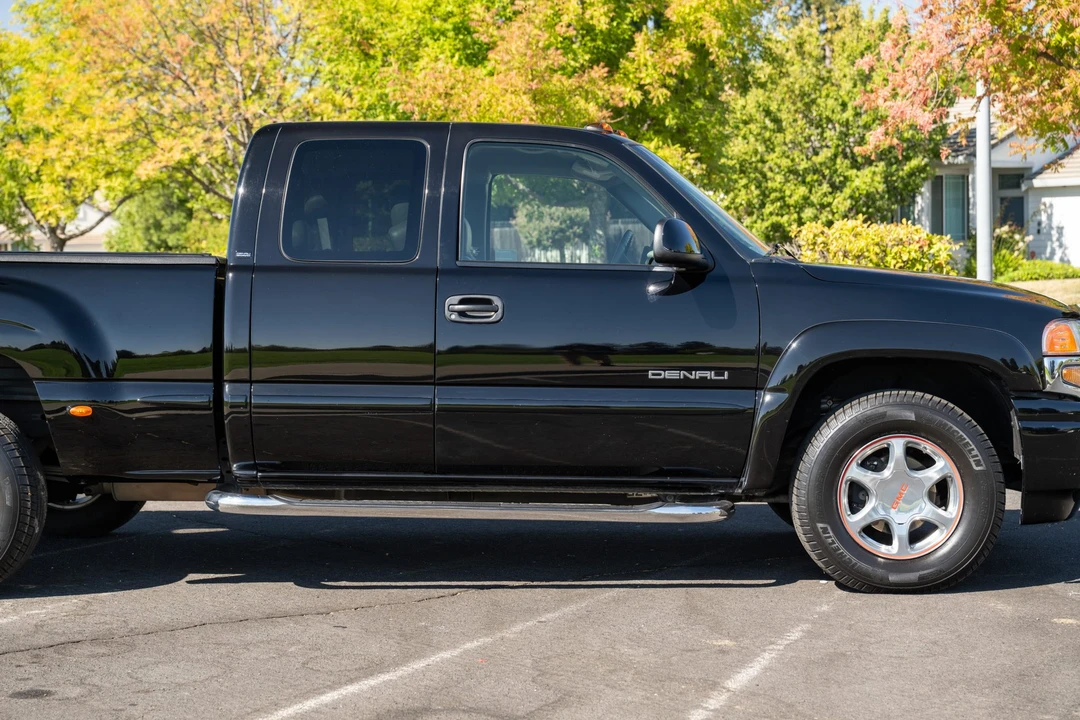 2002 GMC Sierra 2nd Gen - Image 23 of 31