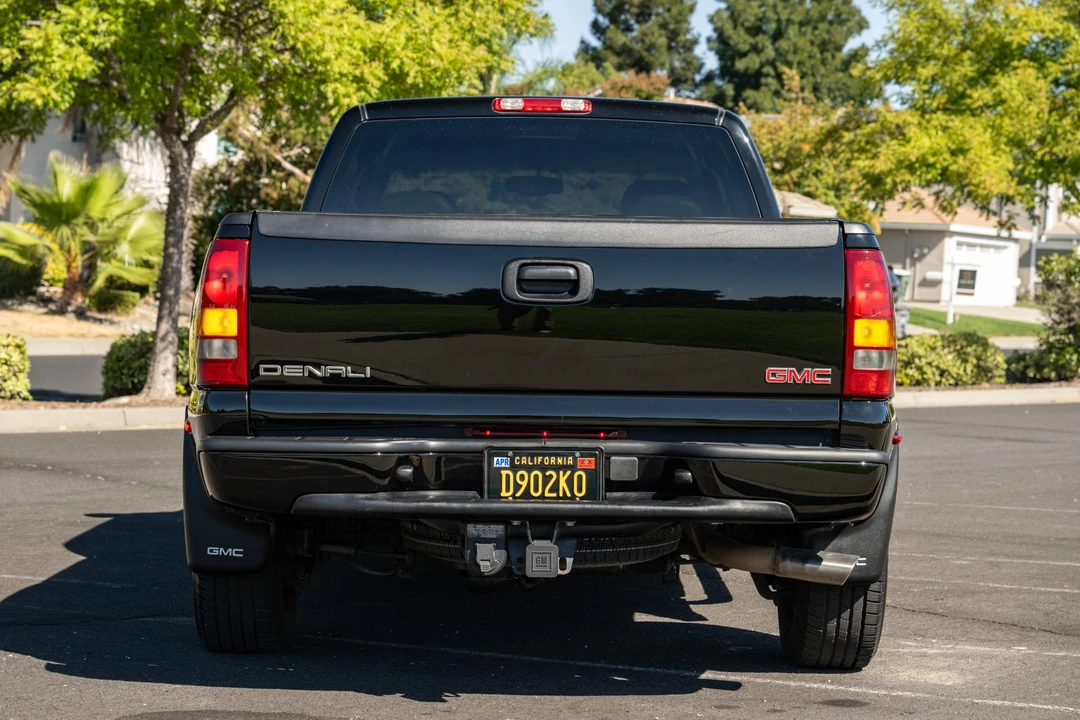 2002 GMC Sierra 2nd Gen - Image 5 of 31