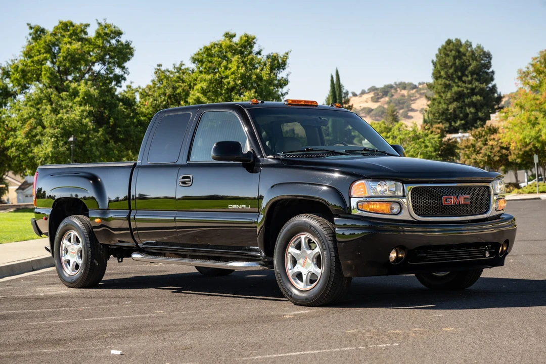 2002 GMC Sierra 2nd Gen - Image 8 of 31
