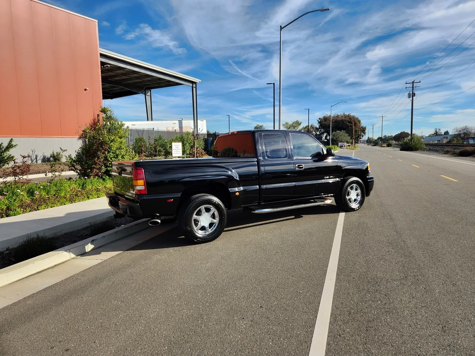 2002 GMC Sierra 2nd Gen - Image 23 of 31