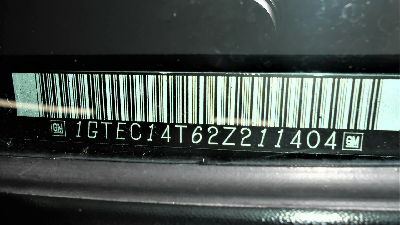 2002 GMC Sierra 2nd Gen - Image 19 of 21
