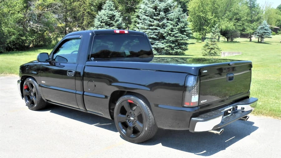 2002 GMC Sierra 2nd Gen - Image 3 of 21
