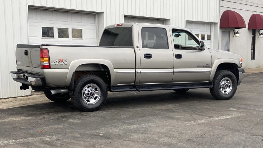 2002 GMC Sierra 2nd Gen - Image 3 of 13