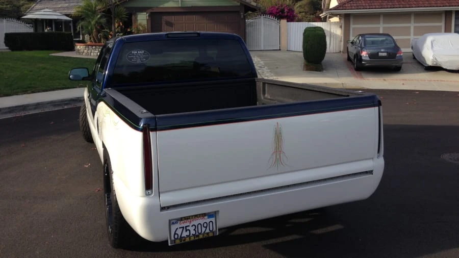2002 GMC Sierra 2nd Gen - Image 2 of 7