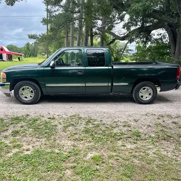 2002 GMC Sierra Pickup