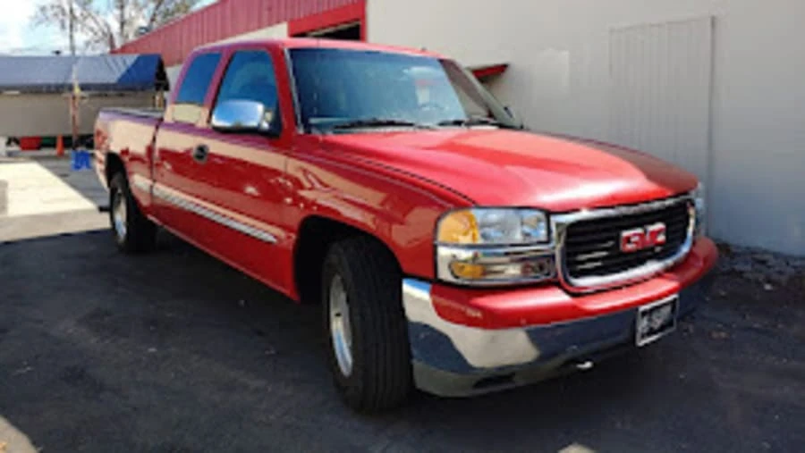 2002 GMC Sierra 2nd Gen - Image 2 of 7