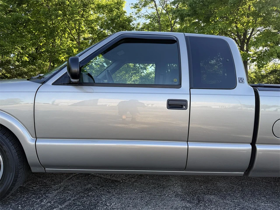 2002 GMC S-15/Sonoma - Image 16 of 31
