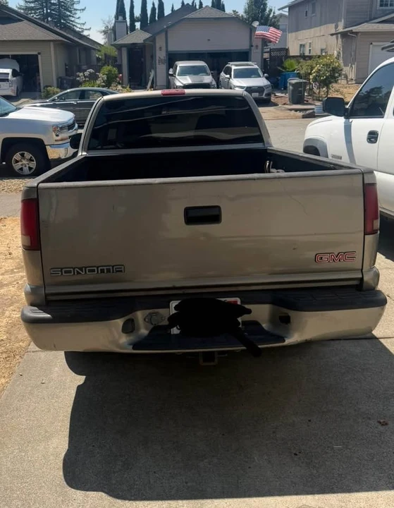 2002 GMC S-15/Sonoma - Image 3 of 6