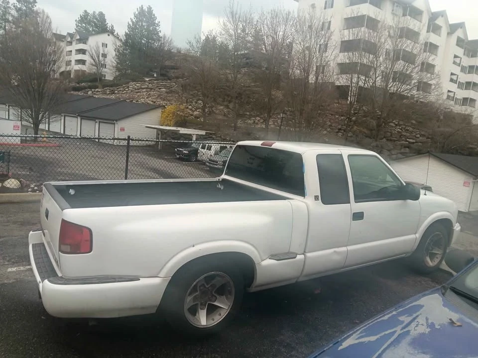 2002 GMC S-15/Sonoma - Image 3 of 11