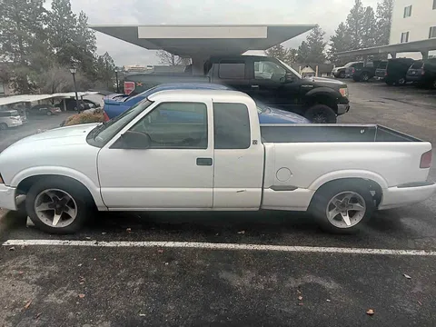 2002 GMC Sonoma SLS Extended Cab