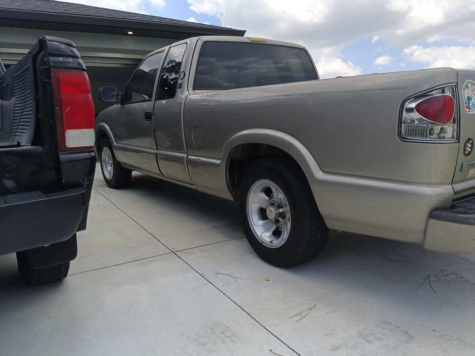 2002 GMC S-15/Sonoma - Image 5 of 6
