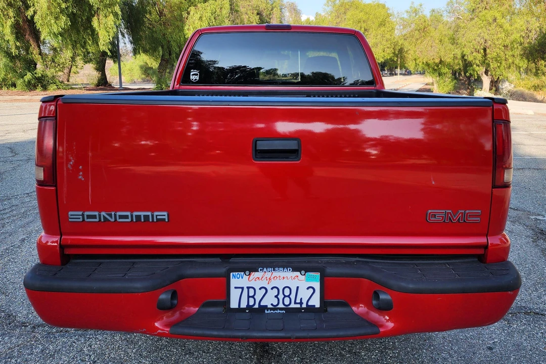 2002 GMC S-15/Sonoma - Image 5 of 31