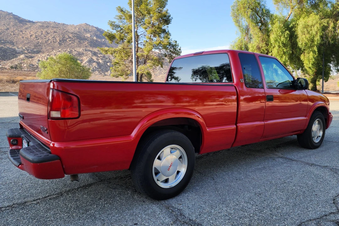 2002 GMC S-15/Sonoma - Image 4 of 31