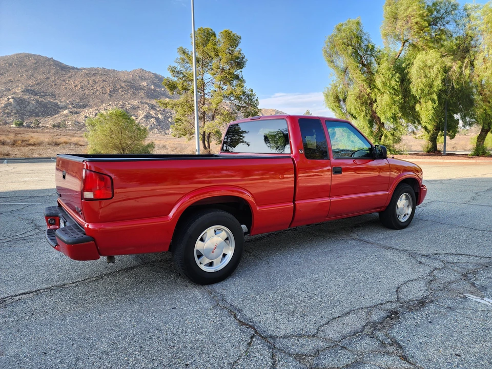 2002 GMC S-15/Sonoma - Image 10 of 31