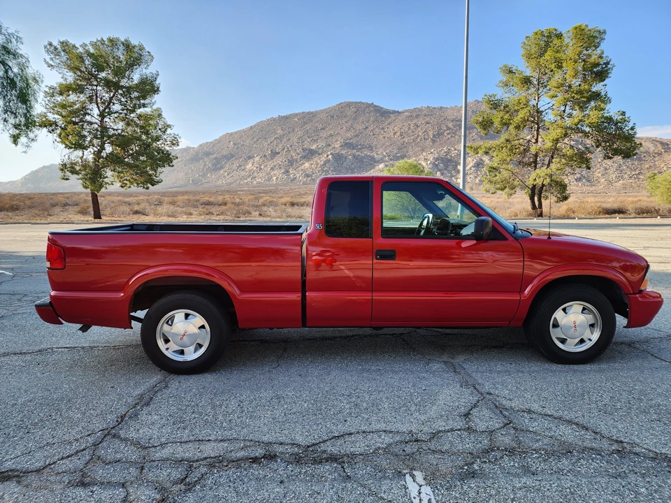 2002 GMC S-15/Sonoma - Image 11 of 31