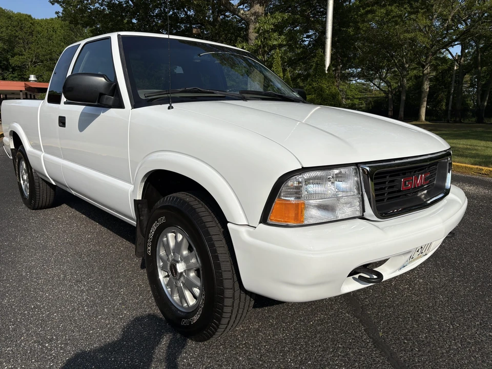 2002 GMC S-15/Sonoma - Image 12 of 31