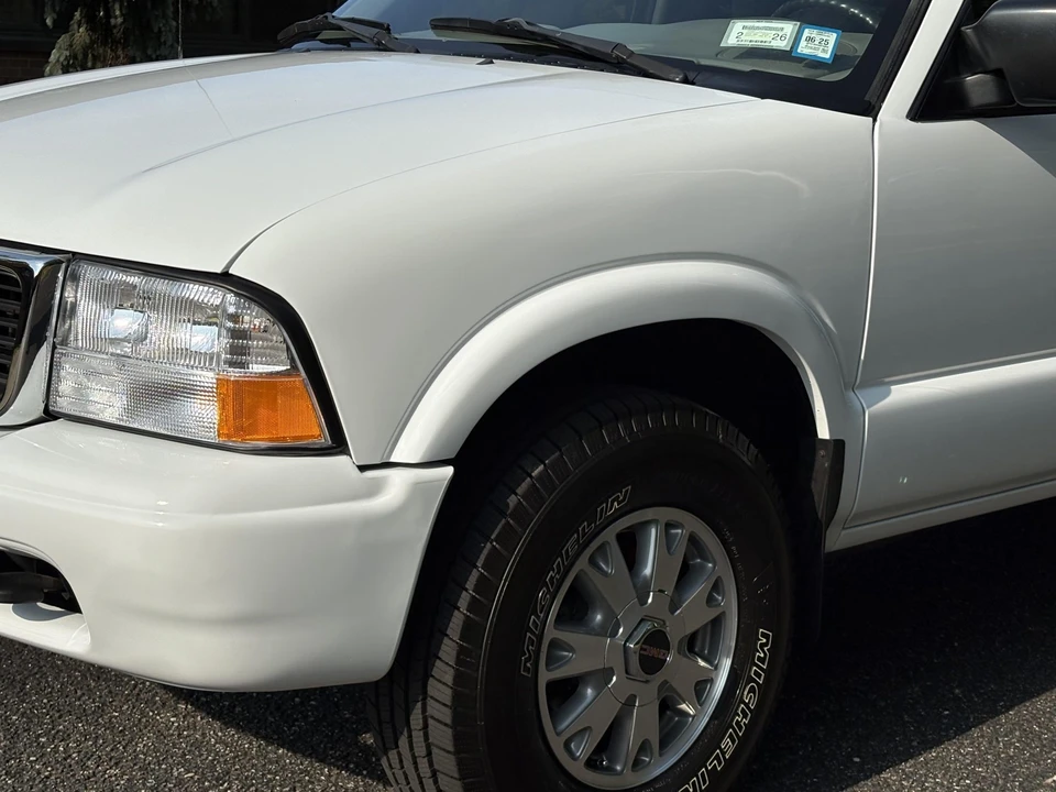 2002 GMC S-15/Sonoma - Image 16 of 31