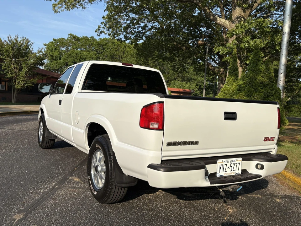 2002 GMC S-15/Sonoma - Image 6 of 31