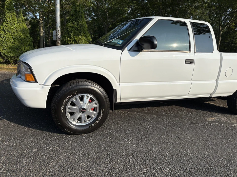 2002 GMC S-15/Sonoma - Image 17 of 31