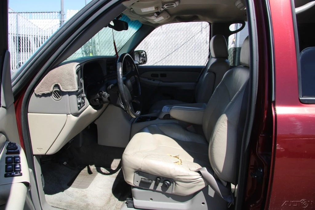 2002 GMC Yukon 2nd Gen - Image 15 of 21
