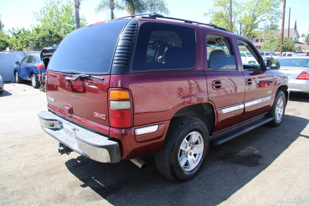 2002 GMC Yukon 2nd Gen - Image 9 of 21