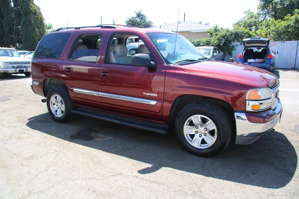 2002 GMC Yukon 2nd Gen - Image 10 of 21