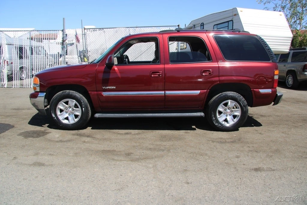 2002 GMC Yukon 2nd Gen - Image 5 of 21