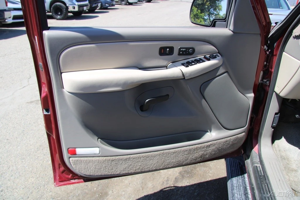 2002 GMC Yukon 2nd Gen - Image 14 of 21