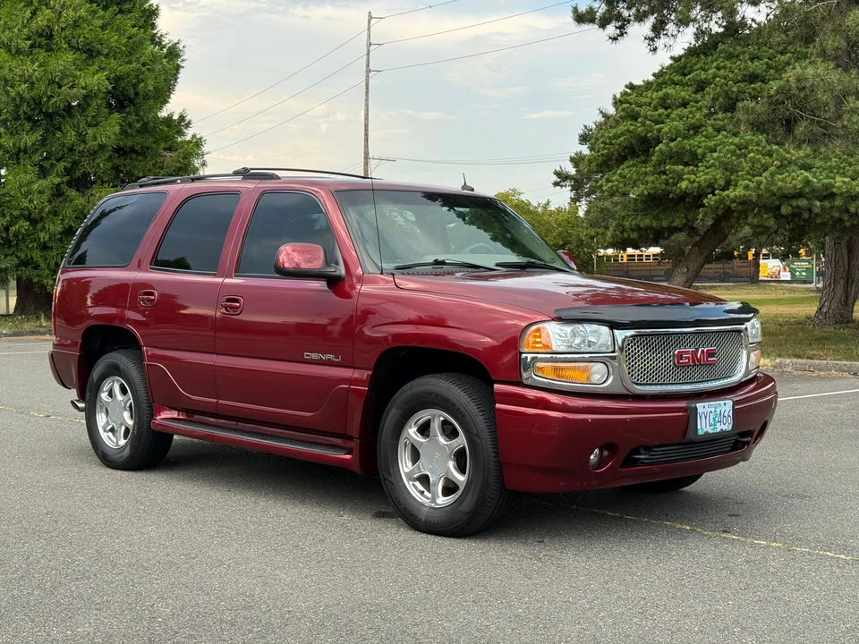 2002 GMC Yukon 2nd Gen - Image 10 of 31