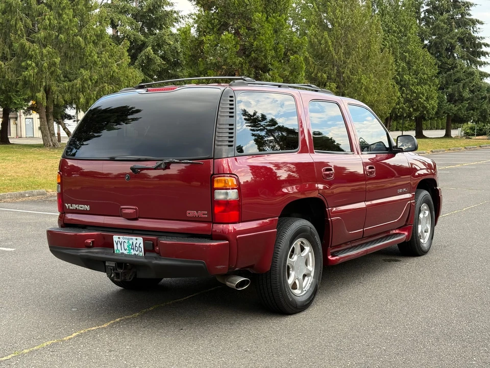 2002 GMC Yukon 2nd Gen - Image 17 of 31