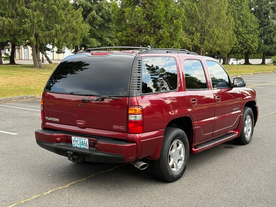 2002 GMC Yukon 2nd Gen - Image 18 of 31
