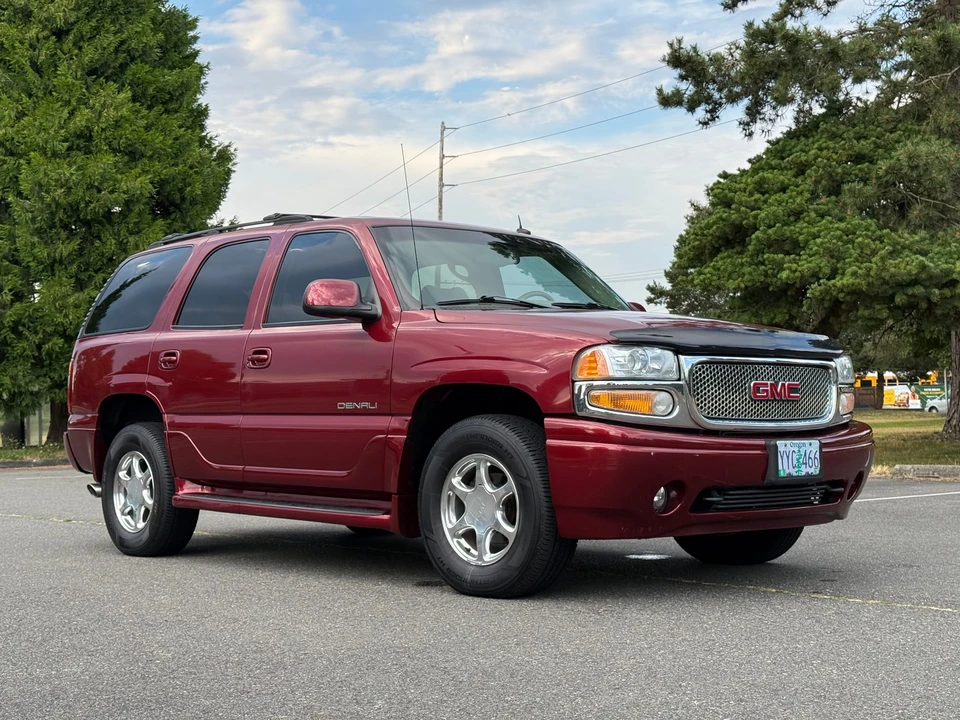 2002 GMC Yukon 2nd Gen - Image 11 of 31