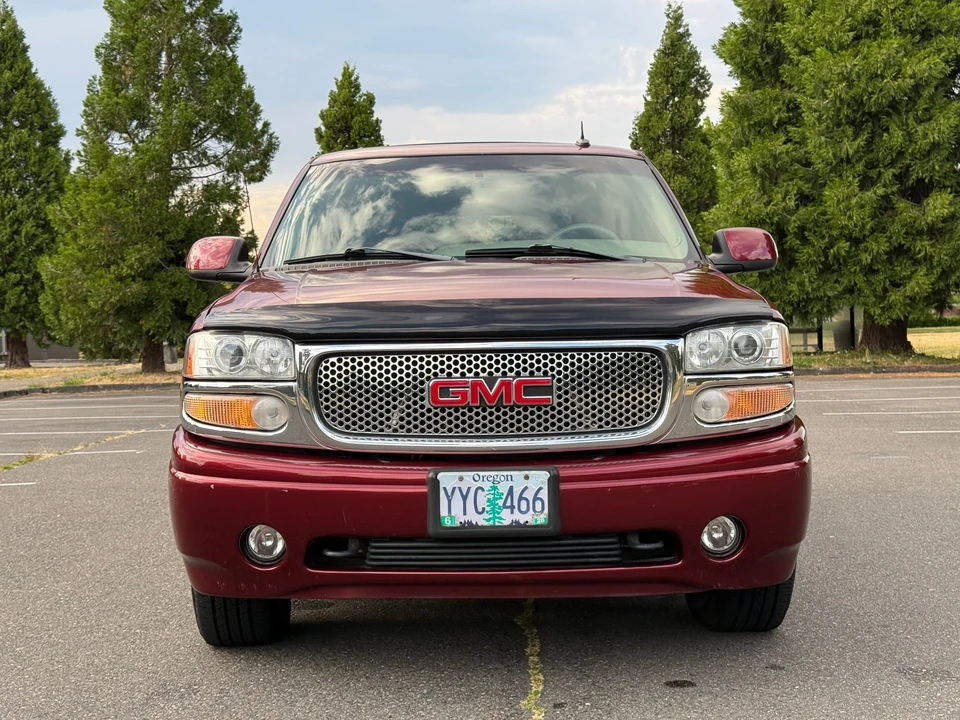 2002 GMC Yukon 2nd Gen - Image 5 of 31