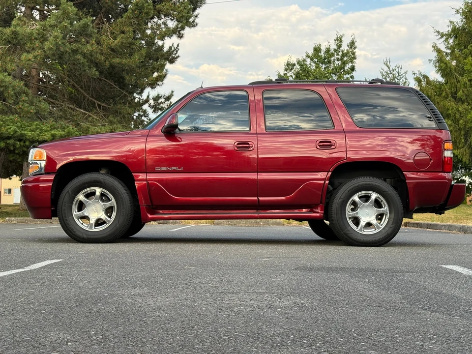 2002 GMC Yukon 2nd Gen - Image 24 of 31