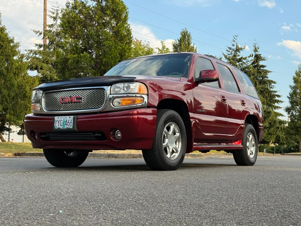 2002 GMC Yukon 2nd Gen - Image 4 of 31