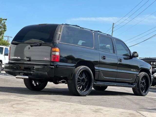 2002 GMC Yukon 2nd Gen - Image 14 of 19