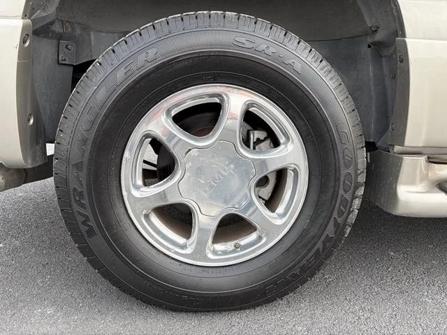 2002 GMC Yukon 2nd Gen - Image 18 of 21