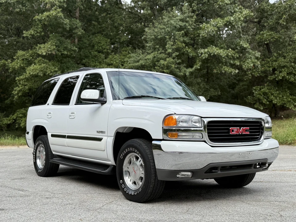 2002 GMC Yukon 2nd Gen - Image 5 of 31
