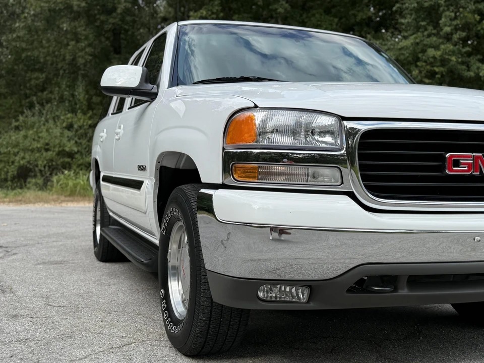 2002 GMC Yukon 2nd Gen - Image 12 of 31